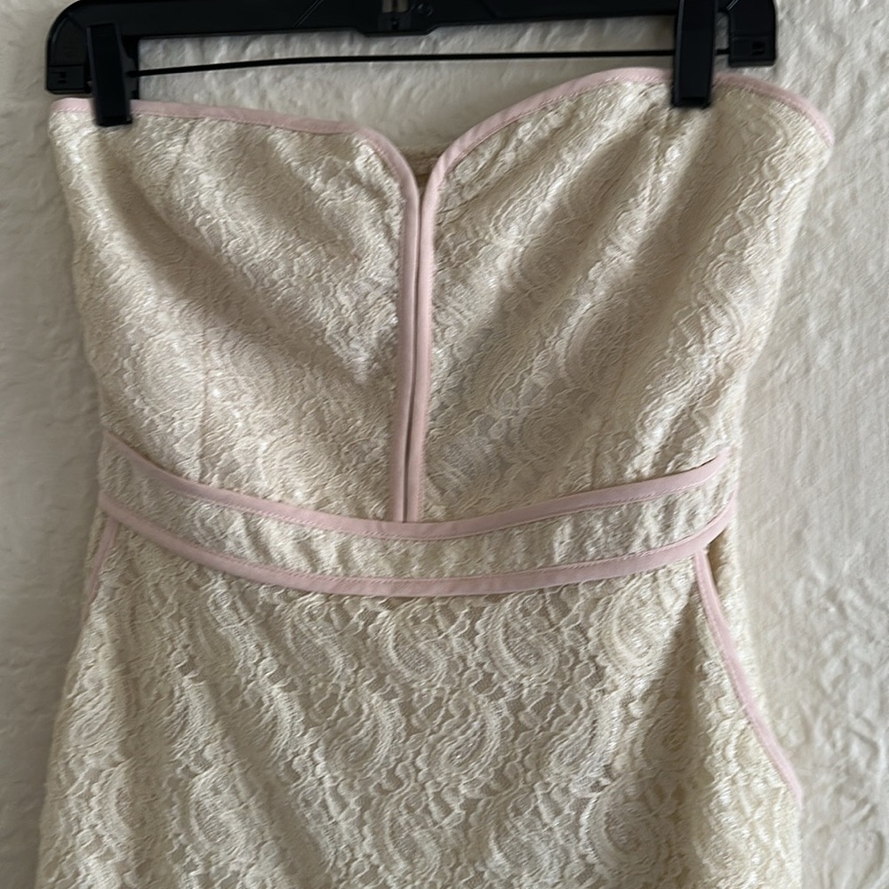 Urban Outfitters Pins and Needles Cream Lace Strapless Mini Dress Tumblr NWT - Picture 2 of 7